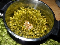 Düdüklüde Yaprak Sarması Tarifi ve Malzemeleri